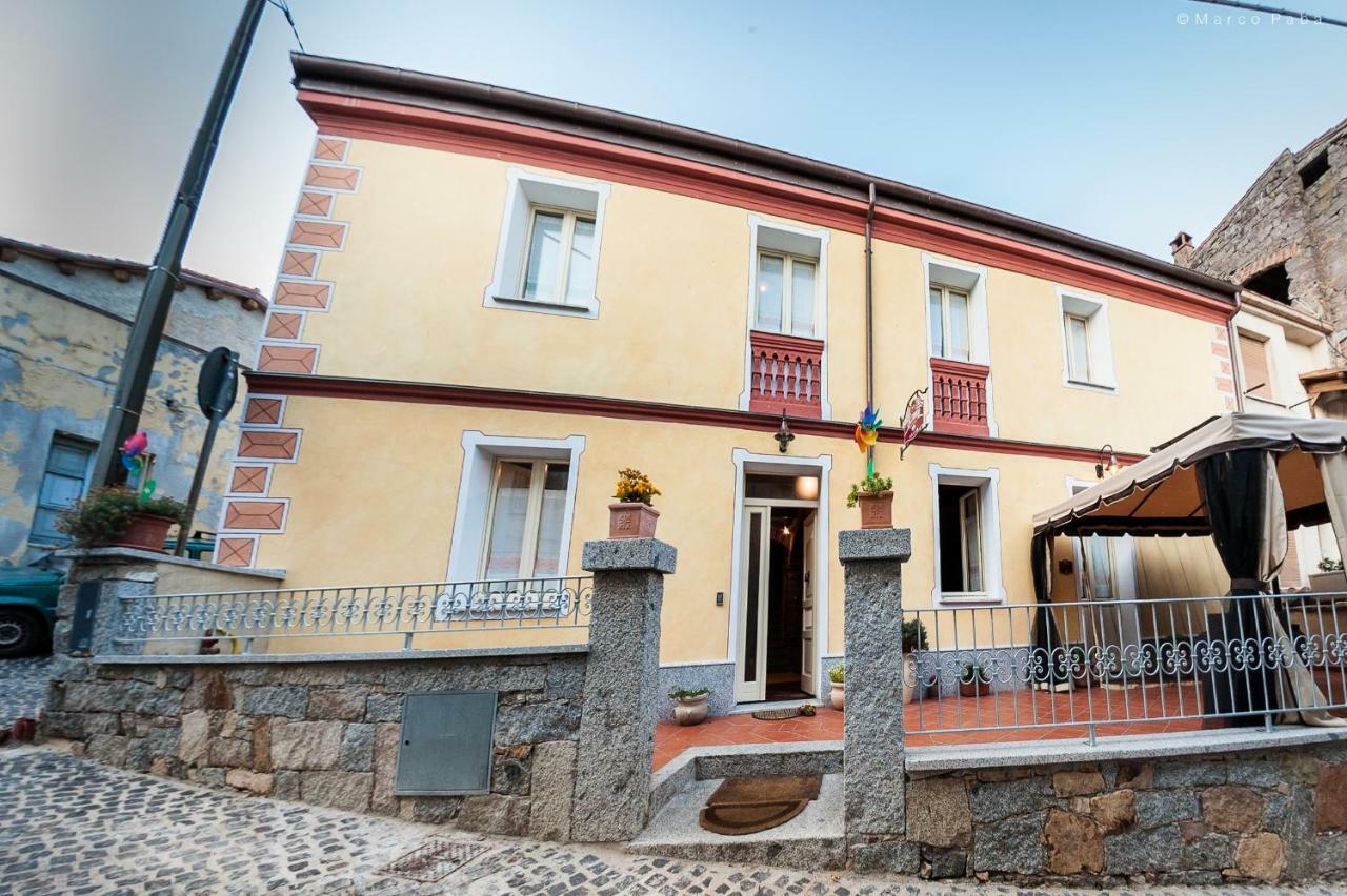 Hotel Cuccumiao Sorgono Exterior foto